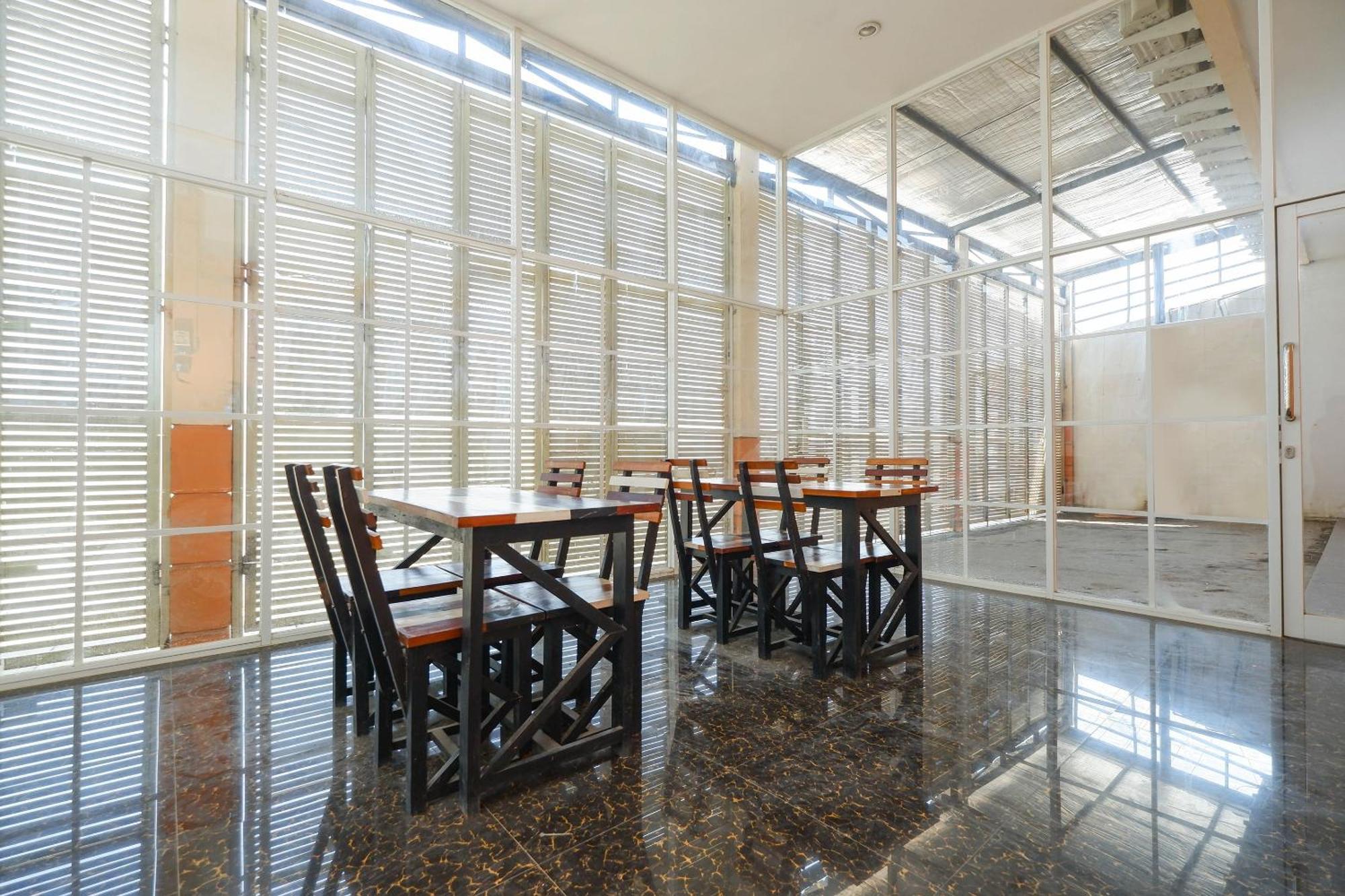 סמאראנג Unta Residence מראה חיצוני תמונה